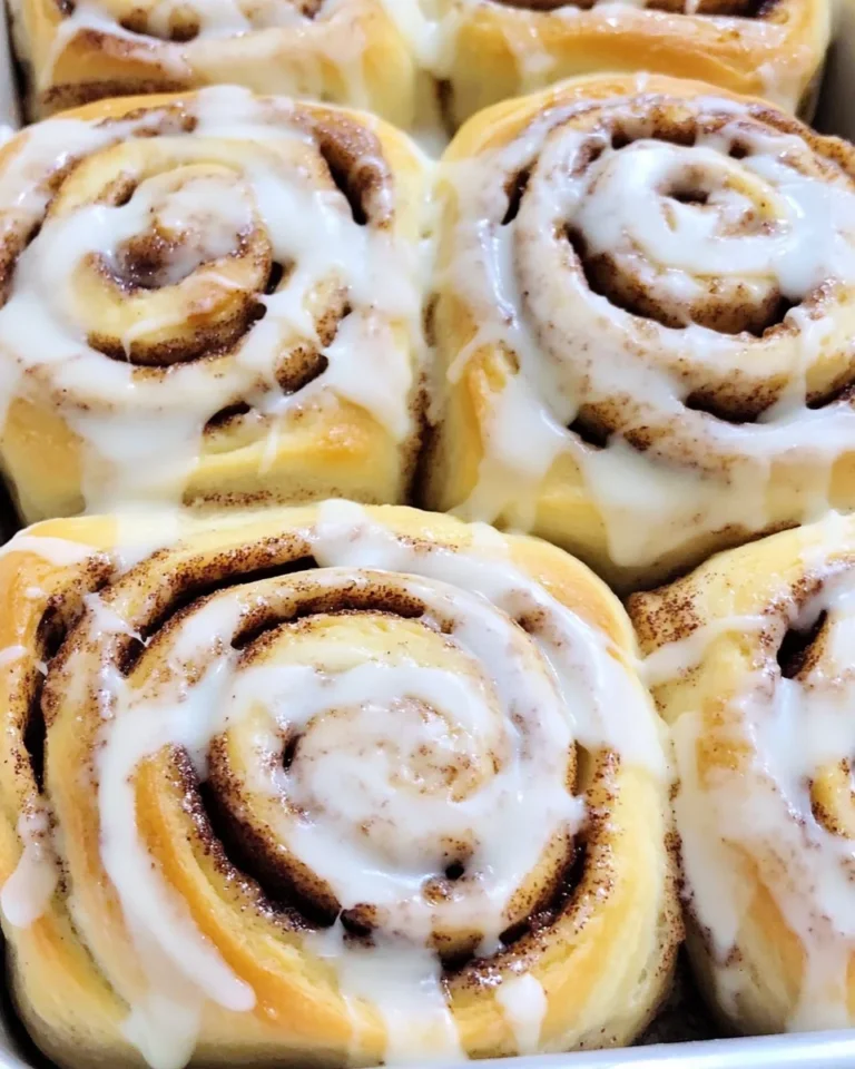 Best Homemade Cinnamon Rolls Recipe {Copycat Cinnabon Recipe}